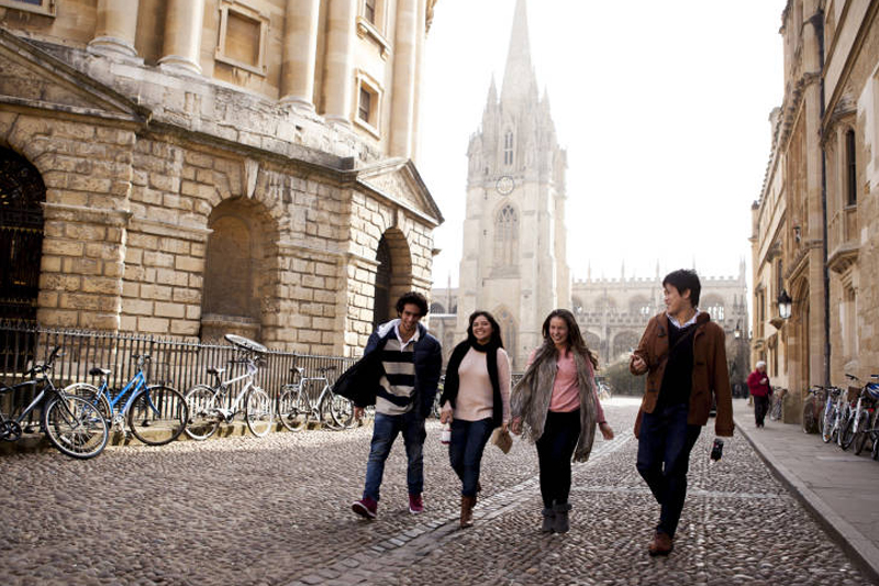 прогулки в Оксфорде и обучение в школе EC Oxford